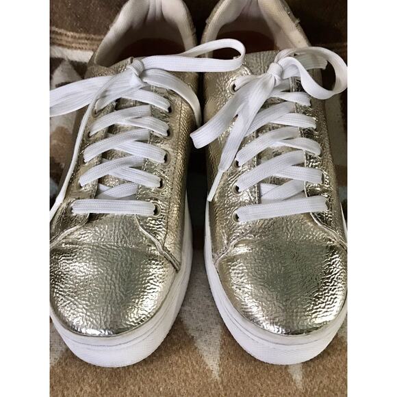 H&M Women's Lace Up Sneakers Metallic Gold Comfortable Holiday Shoes Size US 7 - Picture 8 of 12